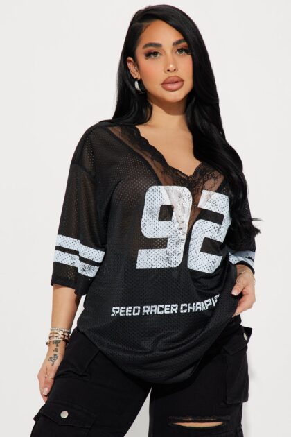 تيشيرت جيرسي بوكس سويت بدانتيل - أسود