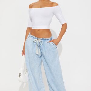 جينز ساق واسعة برباط خصر (بايسايد) – وُشْح فاتح