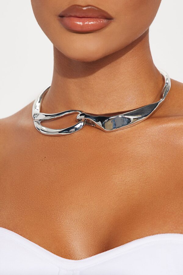 قلادة شوكر "نورث أوف نبتون" - فضي