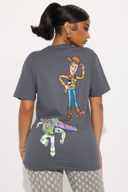 تيشيرت توي ستوري "مالتي هيت" واسع - رمادي غامق