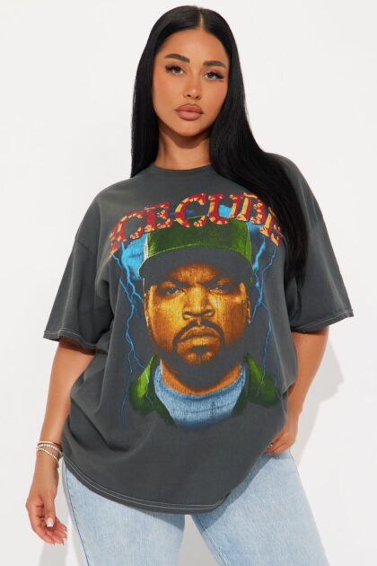 تيشيرت آيس كيوب جامبو واسع مغسول - أسود