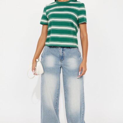 جينز "أوت أوف هير" أرجل واسعة - غسيل فاتح