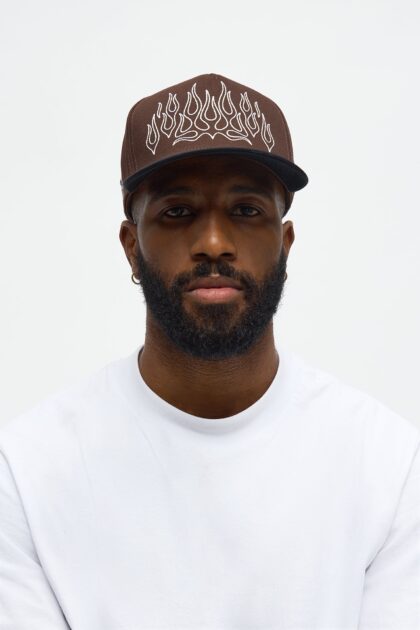 قبعة سناباك "فليم" بخياطة متباينة - بني