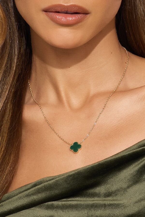 قلادة وردة "بيبي فلاور" - ذهبي/أخضر