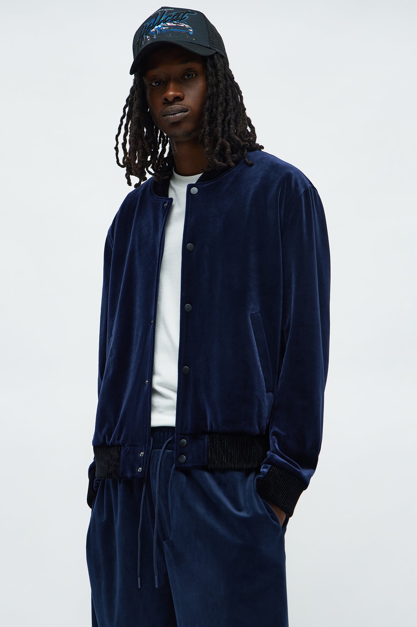 10 14 24 S2PM 48 FNMKC53045 Navy AE DJ 18 26 39 47227 SKS