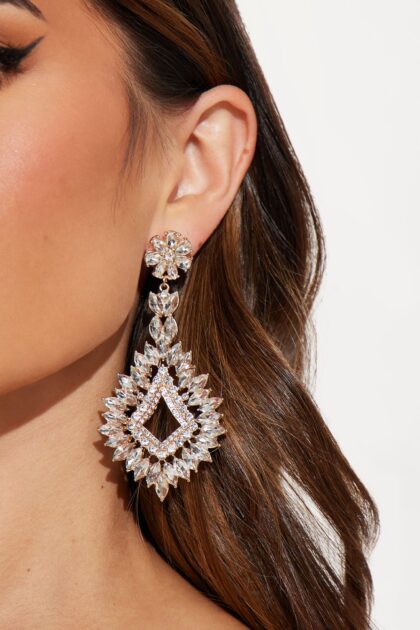 أقراط متدلية "أناهي" - ذهبي/شفاف