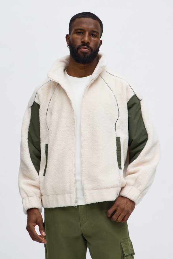 جاكيت بومبر شيربا مبطن بقصة مريحة - بيج