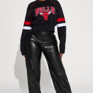 سويت شيرت ‘بيت بولز’ برقبة مستديرة – أسود