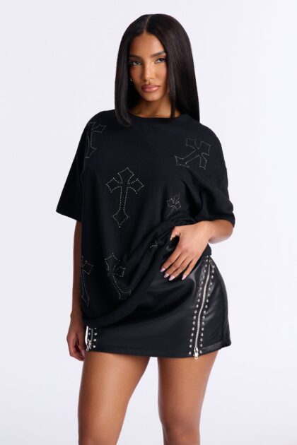 تيشيرت صليب مرصع بالستراس - أسود