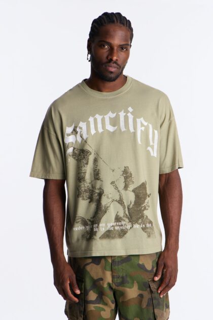 تيشيرت "سانكتيفاي" واسع بأكمام قصيرة - زيتي