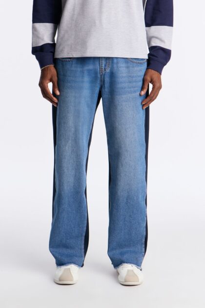 جينز "بي إن كومفورت" قصة مستقيمة بخصر مرن - أزرق متوسط (وش)