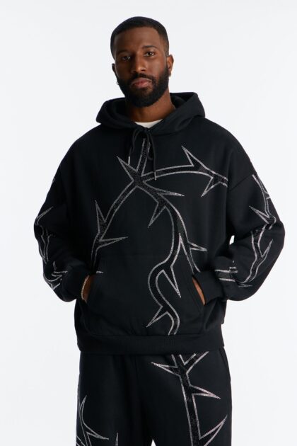 هودي "ثورن" بأحجار الراين وقصة واسعة - أسود