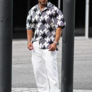 سنيكرز كانفاس “سيتي سترايد” بنعل سميك – أسود/أبيض