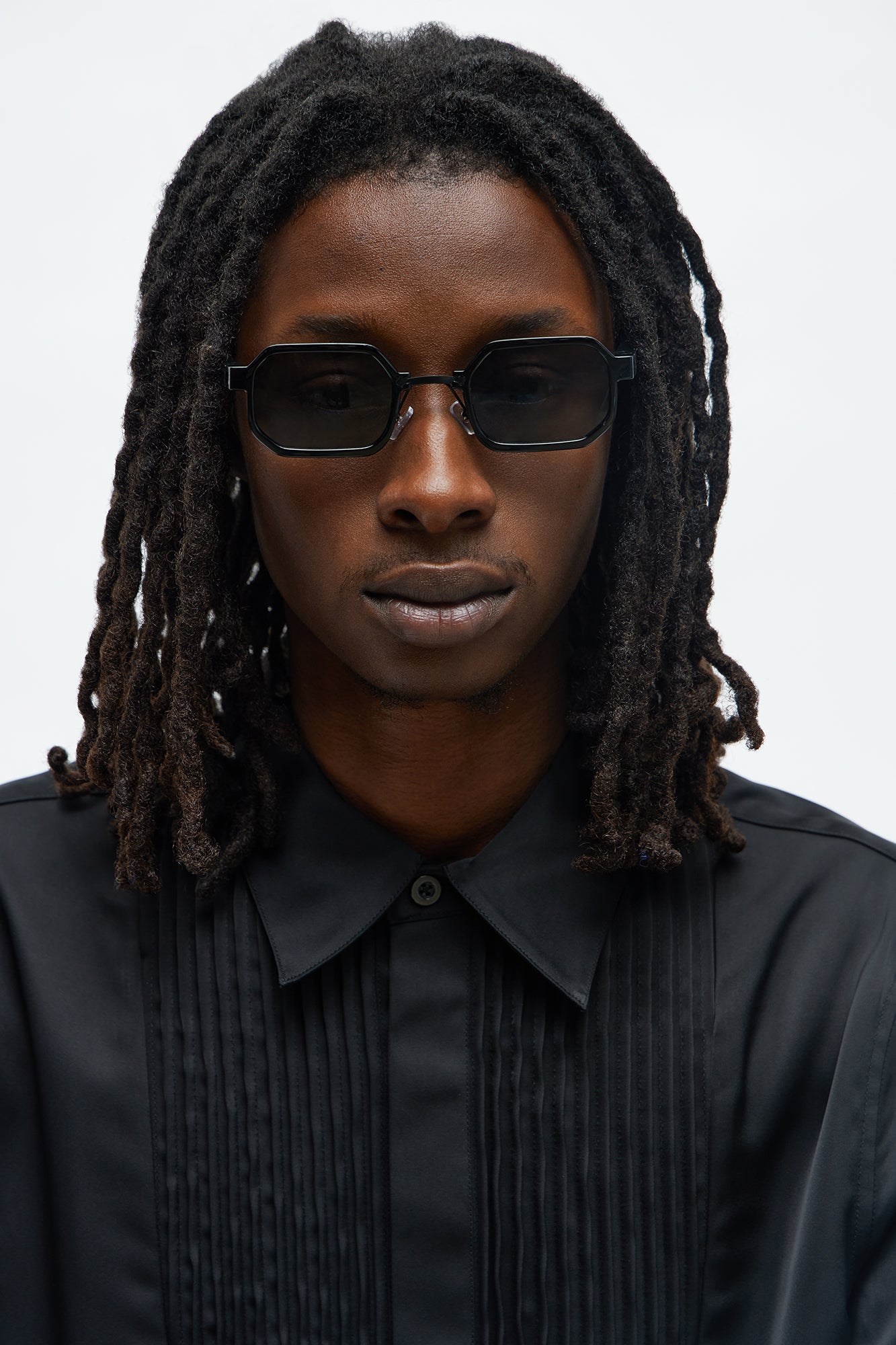 10 15 25 s2 15 kp250218 black lr dj 13 15 17 5735 sks.jpg