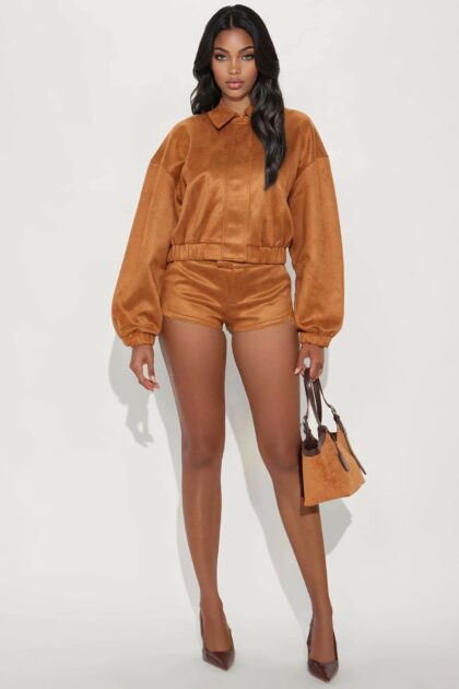 import placeholder for rebel set camel