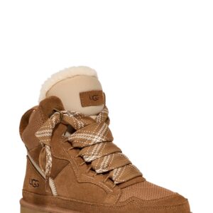 بوت “هاي ميل” برباط وتصميم ضخم