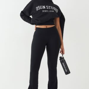 ليجنز “فلير” بخصر عالٍ ونحت فائق – أسود