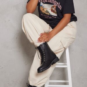 بوت بايكر أسود جلد صناعي كلاسيكي