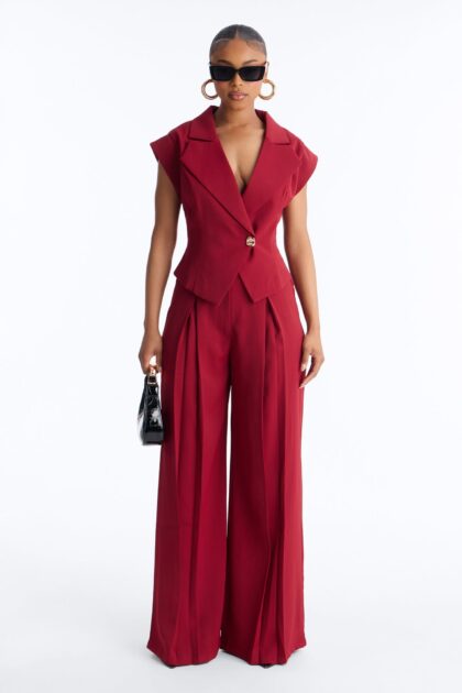 طقم فيست وبنطلون واسع لون بورغندي