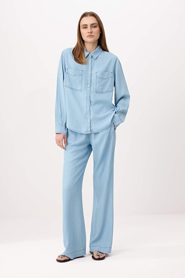 قميص أزرق أوفرسايز More Sustainable من Tencel 100% TWOSS26GO00119