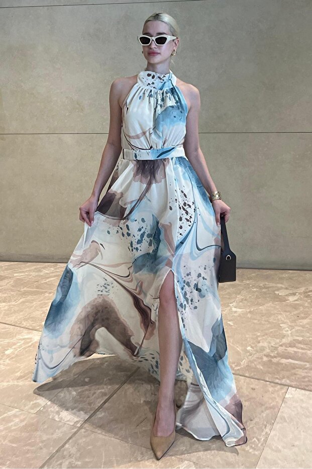 فستان طويل منقش أزرق/بني بياقة Halter وفتحة جانبية MG2162
