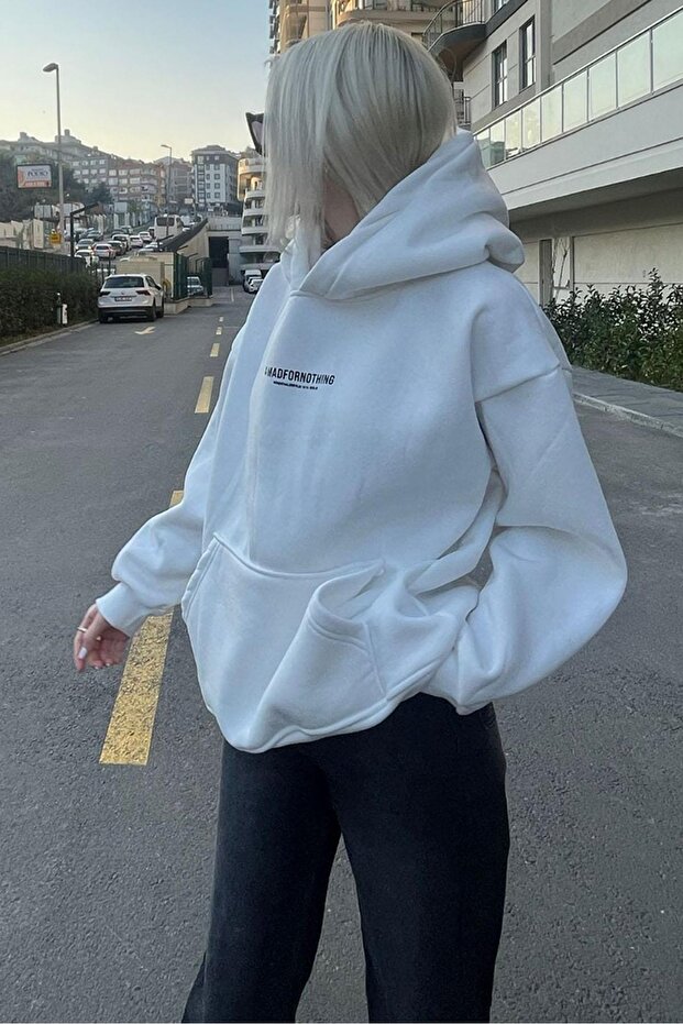 سويت شيرت أبيض أوفرسايز مطبوع MG1287