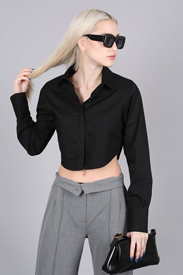 قميص أسود قصير من Mad Girls MG1382