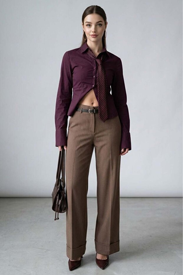 قميص Crop أزرق بتفاصيل جيوب MG1644