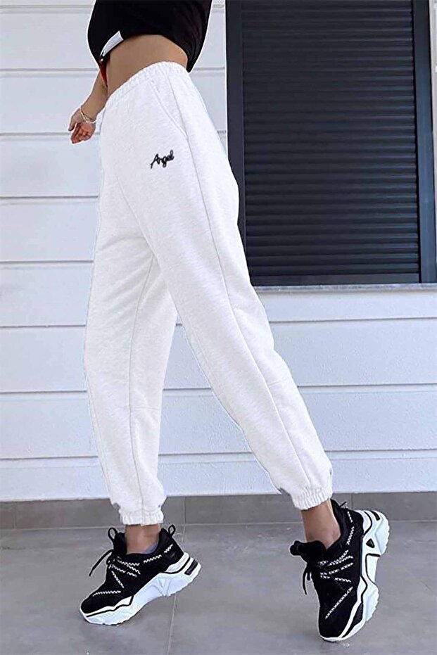 بنطلون رياضي أبيض من Mad Girls MG817