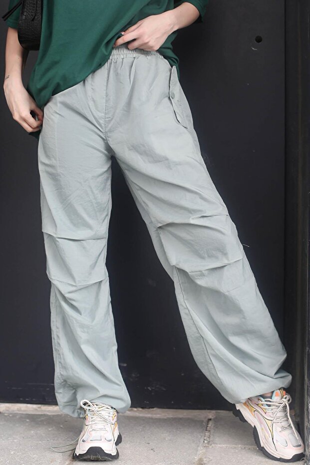 بنطلون Jogger أخضر نعناعي من قماش باراشوت MG1726