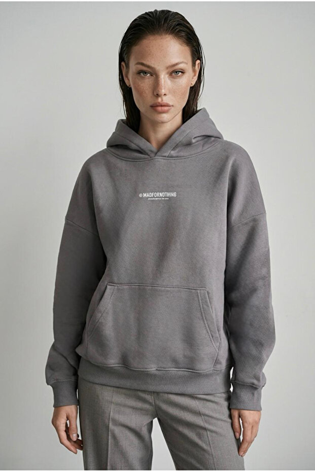 سويت شيرت فحمي أوفرسايز مطبوع MG1287
