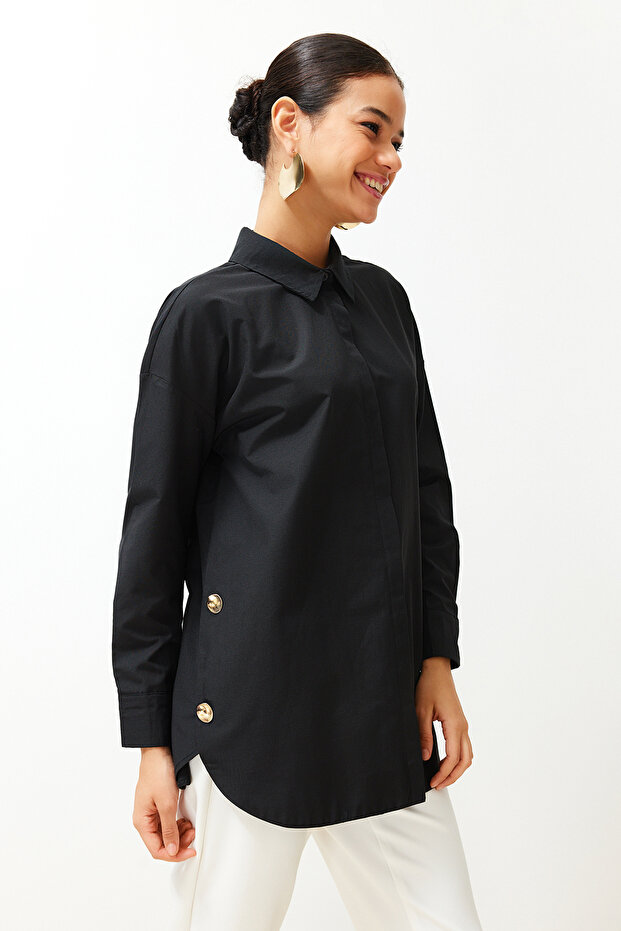 Modest قميص محتشم أسود مع تفاصيل أزرار وإكسسوارات TCTSS24TG00054